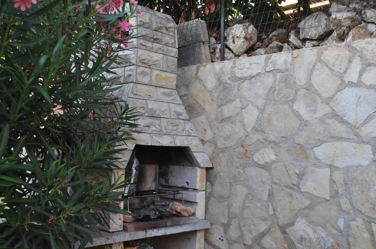 Kamenjak Volme, Cousy House With Pool Banjole Croatia