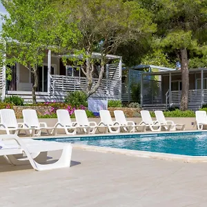 4* Village de vacances Mobile Homes Peskera